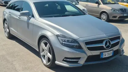 Usata Mercedes CLS350 265 CV (194 kW) 2014 Grigio Station wagon