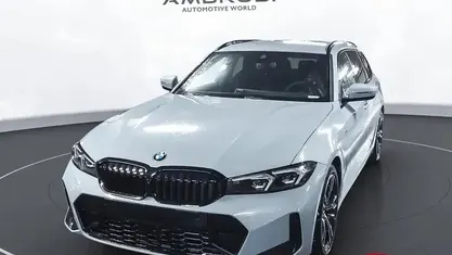 Brooklyn grey metallic Nuova 2025 BMW 318 M Sport Station wagon | 44.000 € (Super prezzo)