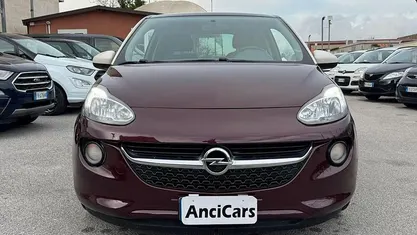 Usata Opel Adam Glam 101 CV (74 kW) 2013 Lilla Utilitaria