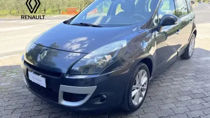 Usata Renault Scénic III Dynamique 130 CV (95 kW) 2010 Grigio Monovolume