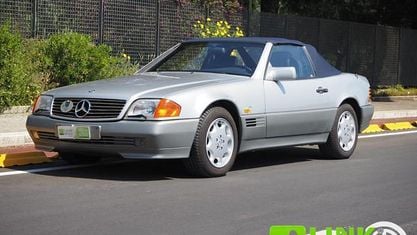 Usata Mercedes SL300 231 CV (169 kW) 1992 Argento Cabrio