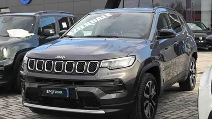 Grigio Usata 2023 Jeep Compass Limited SUV | 20.900 € (Super prezzo)