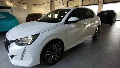 Bianco Usata 2020 Peugeot 208 Allure Due volumi | 13.950 € (Buon prezzo)
