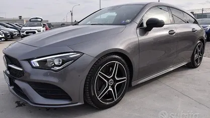 Grigio Usata 2020 Mercedes CLA200 Shooting Brake Premium Station wagon | 25.800 € (Buon prezzo)
