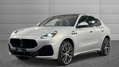 Usata Maserati Grecale 530 CV (389 kW) 2024 Argento metallizzato SUV