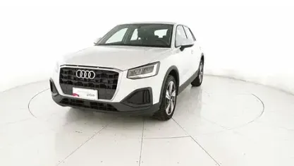 Usata Audi Q2 Admired 116 CV (85 kW) 2022 Bianco SUV