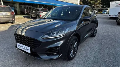 Begagnad Ford Kuga ST-Line 225 HK (165 kW) 2022 Grå SUV