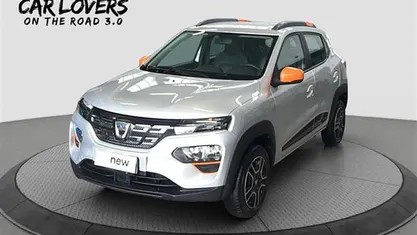 Usata Dacia Spring Comfort Plus 33 kW (45 CV) 2022 Grigio chiaro Utilitaria