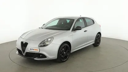 Usata Alfa Romeo Giulietta Tech Edition 120 CV (88 kW) 2019 Argento Utilitaria