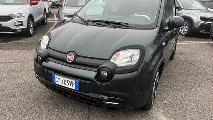 Occasion Fiat Panda Cross Cross 69 ch (50 kW) 2025 Vert Citadine