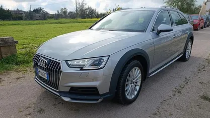 Usata Audi A4 Allroad Business 150 CV (110 kW) 2018 Grigio Station wagon