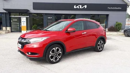Rosso Usata 2017 Honda HR-V Executive SUV | 12.200 € (Buon prezzo)