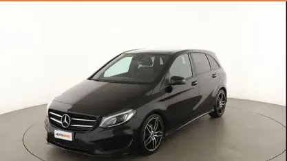 Usata Mercedes B180 Premium 110 CV (80 kW) 2018 Nero Utilitaria
