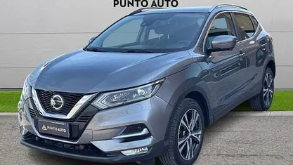 Usata Nissan Qashqai N-Connecta 110 CV (80 kW) 2018 Grigio SUV