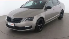 Oro Usata 2018 Skoda Octavia Executive Tre volumi | 12.599 € (Buon prezzo)