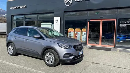 Usata Opel Grandland X 131 CV (96 kW) 2020 Argento SUV