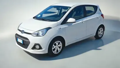 Usata Hyundai i10 67 CV (49 kW) 2014 Bianco pastello Utilitaria