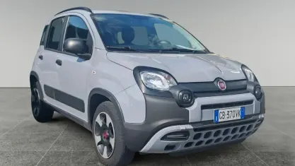 Usata Fiat Panda Cross Cross 70 CV (51 kW) 2020 Grigio Utilitaria
