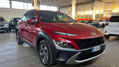 Usata Hyundai Kona 105 CV (77 kW) 2022 Rosso SUV