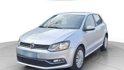 Usata VW Polo Comfortline 75 CV (55 kW) 2017 Argento Berlina