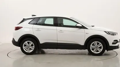 Usata Opel Grandland X Business Edition 131 CV (96 kW) 2021 SUV