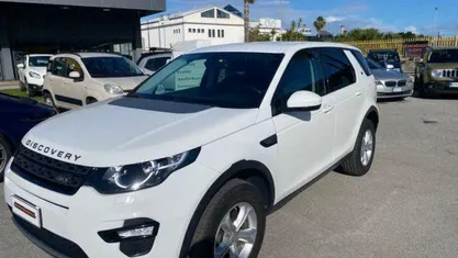 Usata Land Rover Discovery Sport Landmark 180 CV (132 kW) 2016 Bianco pastello SUV