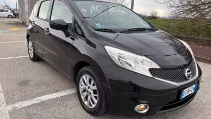 Usata Nissan Note Tekna 90 CV (66 kW) 2014 Nero Utilitaria