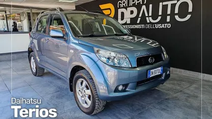 Usata Daihatsu Terios 105 CV (77 kW) 2008 SUV
