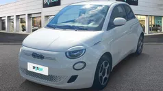 Bianco Usata 2021 Fiat 500e Passion Due volumi | 14.350 € (Buon prezzo)