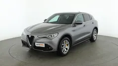 Grigio Usata 2018 Alfa Romeo Stelvio Executive SUV | 22.099 € (Buon prezzo)