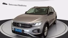 Usata 2023 VW T-Roc Life SUV | 27.800 € (Buon prezzo)