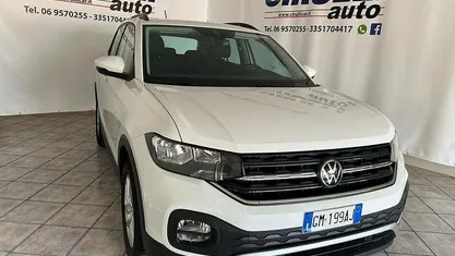 Begagnad VW T-Cross Style 95 HK (69 kW) 2023 Vit SUV