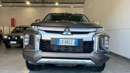 Occasion Mitsubishi L200 150 ch (110 kW) 2021 Marron Pick-up