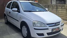 Usata 2006 Opel Corsa Club Tre volumi | 2100 € (Buon prezzo)