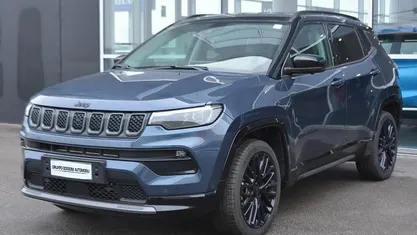 Usata 2024 Jeep Compass SUV | 27.900 € (Buon prezzo)