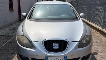 Usata Seat Leon 90 CV (66 kW) 2008 Grigio Utilitaria