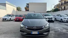 Oro Usata 2016 Opel Astra Station wagon | 5999 € (Buon prezzo)