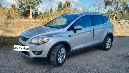 Usata Ford Kuga Titanium 140 CV (102 kW) 2010 Argento SUV