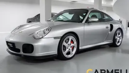 Usata Porsche 996 Turbo 420 CV (308 kW) 2002 Argento metallizzato Coupé