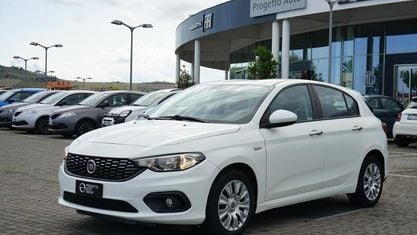Gebraucht Fiat Tipo Easy 95 PS (69 kW) 2016 Weiß Limousine
