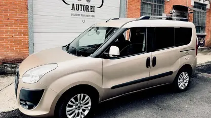 Usata Fiat Doblò Dynamic 105 CV (77 kW) 2010 Marrone Monovolume