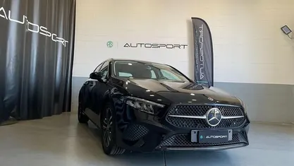 Usata Mercedes A180 Advanced 116 CV (85 kW) 2024 Nero Berlina