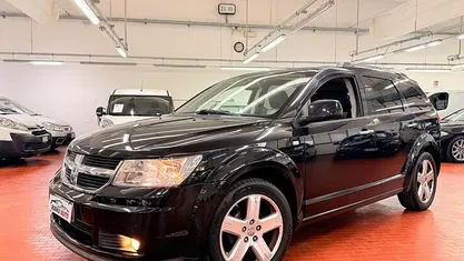 Usata Dodge Journey 140 CV (102 kW) 2010 Nero SUV