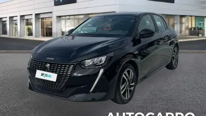 Usata Peugeot 208 Active 75 CV (55 kW) 2023 Nero Utilitaria
