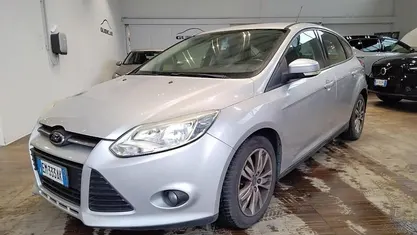 Usata Ford Focus Titanium 95 CV (69 kW) 2012 Argento Berlina