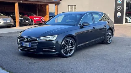 Usata Audi A4 Sport 150 CV (110 kW) 2019 Grigio Station wagon