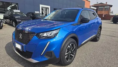 Usata Peugeot 2008 Allure 102 CV (75 kW) 2022 SUV