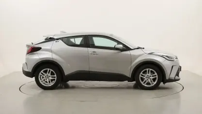 Usata Toyota C-HR Business Edition 122 CV (89 kW) 2022 Argentoargento SUV