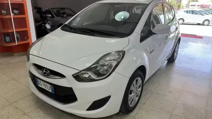 Usata Hyundai ix20 90 CV (66 kW) 2011 Bianco Utilitaria