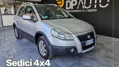 Usata Fiat Sedici Dynamic 120 CV (88 kW) 2007 Grigio SUV